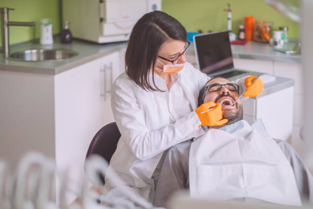 Best Holiday Emergency Dentist in Woodland Beach, MI